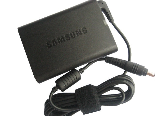 AC Adaptador Samsung series 5 Wi-Fi Chromebook (Arctic White) 40W AC Adaptador Samsung series 5 Wi-Fi Chromebook (Arctic White) 40W